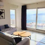 Stella Sarandë