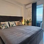 Stella Apartament *